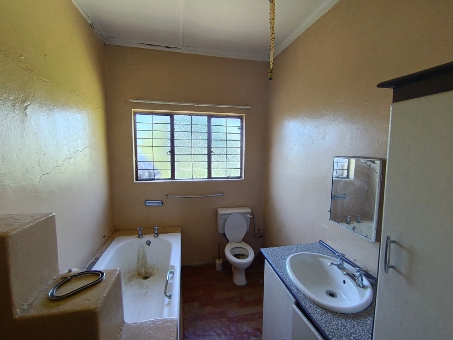 To Let 3 Bedroom Property for Rent in Bloemspruit Free State
